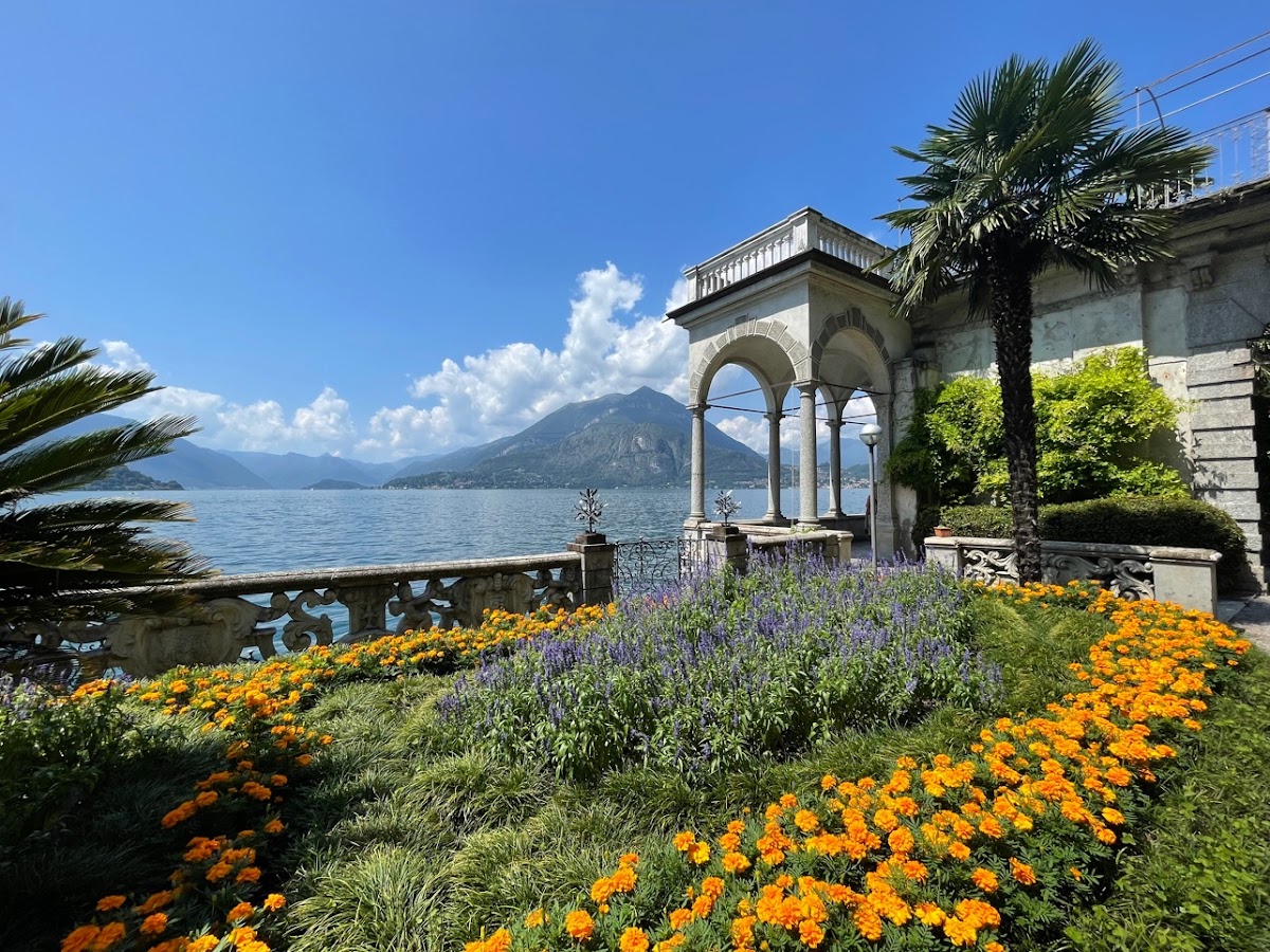 Villa Monastero garden