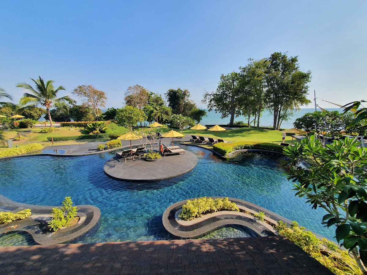 The ShellSea Krabi I Luxury Beach Resort & Pool Villas