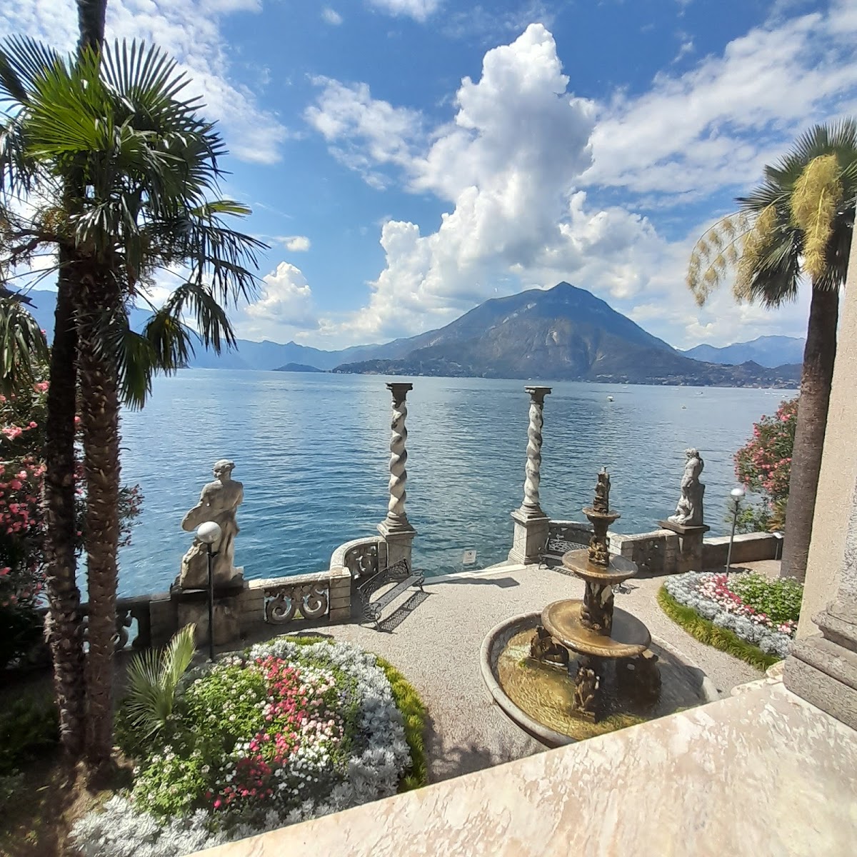 Villa Monastero garden